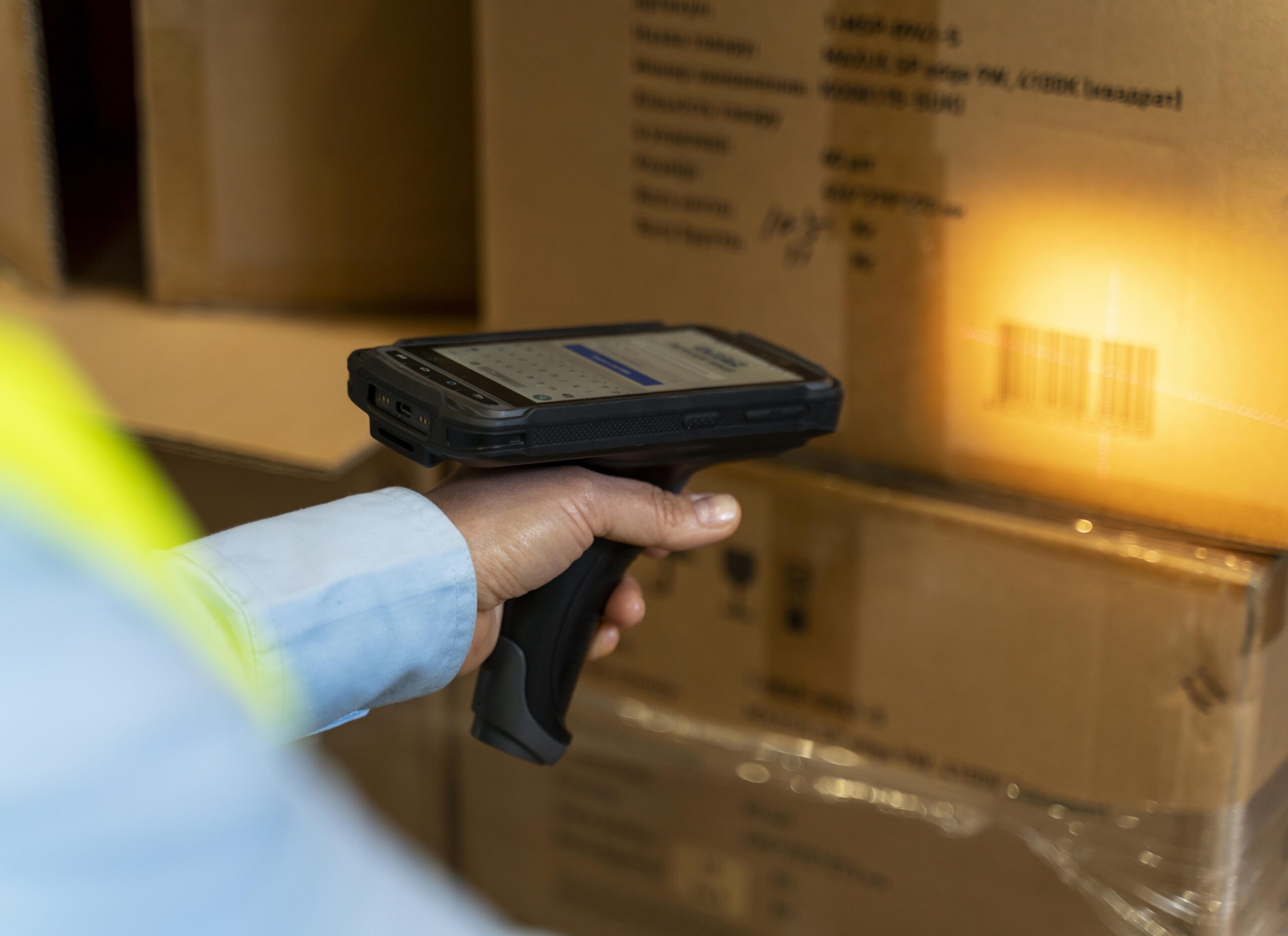 How RFID Asset Tracking Solutions Help to Improve Business Efficiency