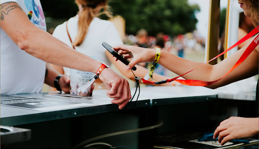 How RFID Technology is Transforming Corporate Events in Dubai